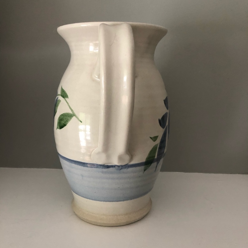 Pitcher - Picture 4 of 6